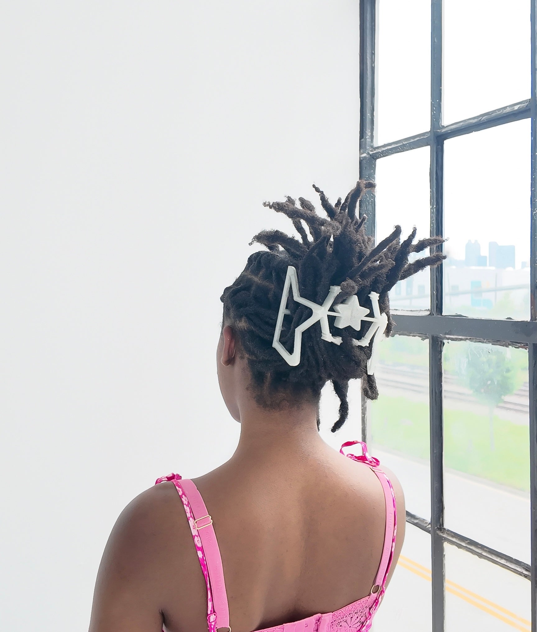 ミロ、HAIR DISHEVELED~CONSTELLATIONS Medium Star Constellation Claw Clique – breromi